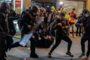 При беспорядках в Испании задержали не менее 14 человек