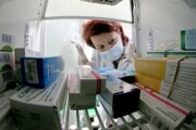 НИФИ предложил выдавать бесплатные лекарства всем россиянам 