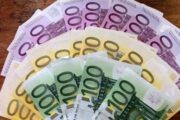 Курс евро взлетел выше 88 рублей