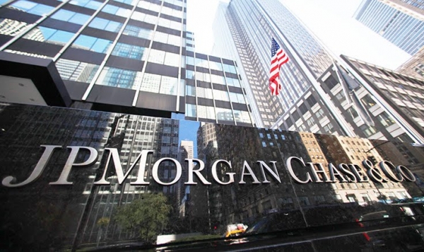 JPMorgan позволит своим клиентам инвестировать в связанные с криптовалютами компании